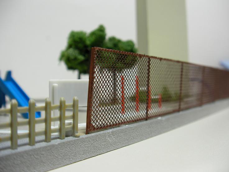ネットフェンス第二段 鉄道模型レイアウト製作記